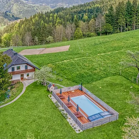 Homestead Metul Pool 1 And 2 - Happy Appartement Luče